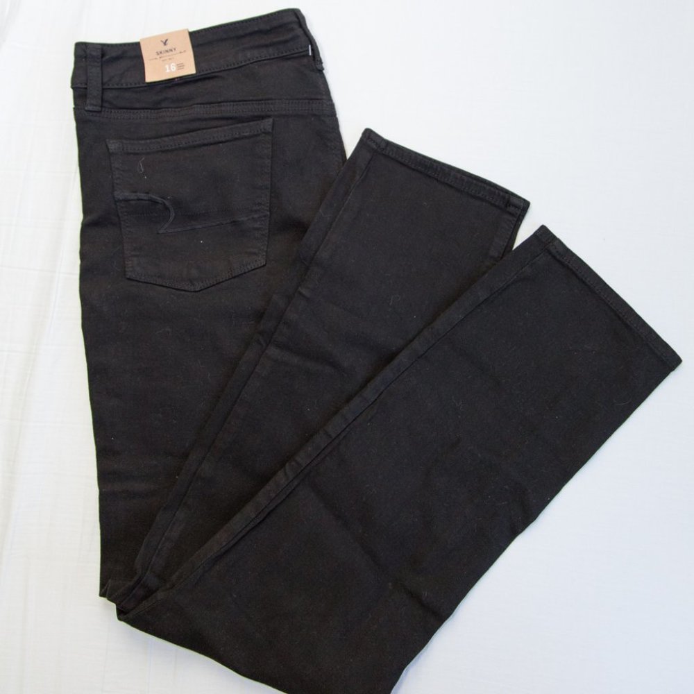 NWT Skinny Americal Eagle Jeans
